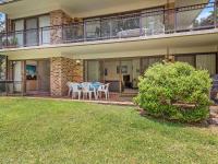 Bay Parklands, 56 2 Gowrie Ave - ground floor, air conditioned, wifi & Foxtel - B&B Nelson Bay