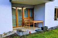 Helle Terrassenwohnung am Waldrand - B&B Nürtingen