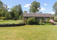 B&B Kinbuck - Woodside Cottage Self Catering - Bed and Breakfast Kinbuck