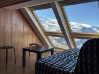 Sierra Nevada, Apartamento abuhardillado parking y wifi - B&B Sierra Nevada