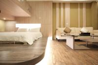 Dreibettzimmer mit Badewanne