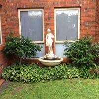Central to CBD CoSheirm Apartments On Merri - B&B