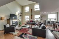 Two-Bedroom Deluxe Apartment