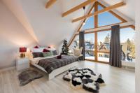 Penthouse with Mountain View 10