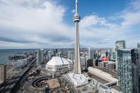 Two BD CN Tower and Lake Ontario View - B&B Toronto