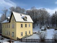 Ferienwohnungen Siebenlehn am Romanus Freibad - B&B Siebenlehn