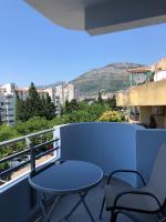 Trosoban stan u centru Bara. - Bed and Breakfast Bar