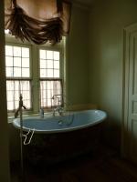 Deluxe King Room with City View