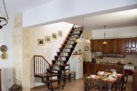 Fabrica Residence - Traditional Cretan Stone House - B&B Fournofárangon