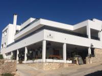 Exclusive 2 Bedroom Seafront Suite with jacuzzi - B&B