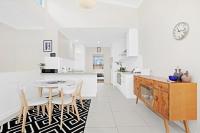 B&B Adelaide - Swainson on O'Halloran - Bed and Breakfast Adelaide