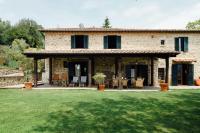 Elegant Villa in Santa Fiora with Private Pool - B&B