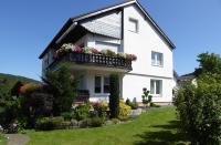 B&B Brilon - Ferienwohnung Waltraud - Bed and Breakfast Brilon