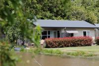 Revive On Oakview Boutique Beauty and Accommodation - Bed and Breakfast