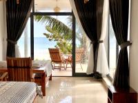 Quadruple Room with Sea View