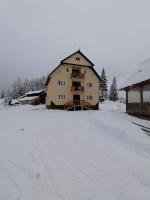 Pensiunea Poarta Lui Ionele - B&B