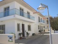 Polyxenia Isaak Luxury Villas and Apartments - Bed and Breakfast Protaras