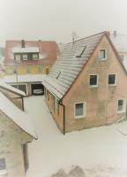 Ferien-Messe-Handwerkerwohnung-Haustiere willkommen - Bed and Breakfast