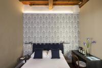 Camera Tripla Superior