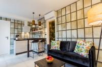 Villa Capitis in the Centre Two units- Private Pool Villa & Balcony Apartment with No Pool - B&B Hvar