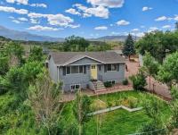 Well-Stocked, Family Friendly Home on the Westside STR-1669 - Chambres d'hôtes Colorado Springs