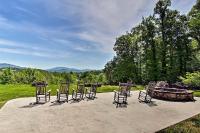 B&B Townsend - Smokies Sanctuary with Mountain Views and Resort Perks - Bed and Breakfast Townsend