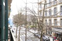 The Rentals Collection - Legazpi - B&B San Sebastián