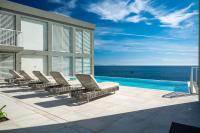 Barreirinha Suite Top Floor by Holiday Rental Madeira - Chambres d’hôtes Funchal