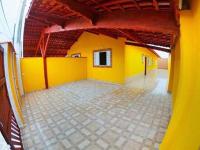 prx à praia com piscina - B&B Mongaguá