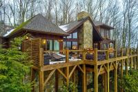 2 Mi to Slopes Luxe Beech Mtn Cabin with Hot Tub - B&B Beech Mountain