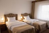 Zweibettzimmer mit Zustellbett