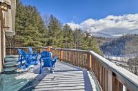 B&B Creston - Quaint Creston Hideaway with Mtn Views and Hot Tub! - Bed and Breakfast Creston