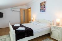Attic Double Room no. 8