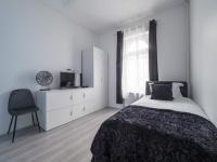 EXECUTIVE SINGLE ROOM WITH EN-SUITE in GUEST HOUSE CITY CENTRE - Bed and Breakfast Luxemburg