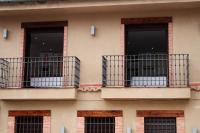 Studio with Balcony - Street View