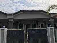 75 Cozy Home - Homestay Kluang (Gated and Guarded, Northern European Interior) - Ferienwohnung