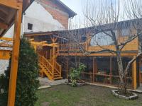 Estudio con vistas al jardín