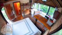 Chalet with Hot Tub