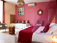 Twin Room with Shower