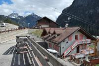 Appartamento Col Val di Fassa con Terrazza BAGNI RINNOVATI 2023 - B&B