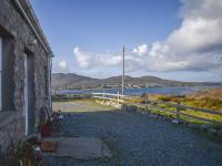 Bridies Holiday Cottage Roundstone - Ferienwohnung