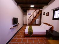 Habitación Familiar con baño privado