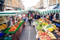 Beautiful apartment right off of Broadway Market - Chambres d’hôtes Londres