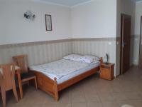Dreibettzimmer mit Balkon
