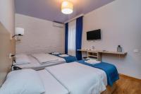 Chambre Triple avec Salle de Bains Privative