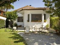 B&B Forte dei Marmi - Villa Sandra by Interhome - Bed and Breakfast Forte dei Marmi