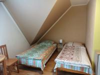 Vierbettzimmer mit Bad