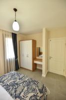 Suite with Garden View