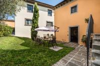 Tenuta Guinigi Antico Borgo di Matraia - Exclusive Holidays apartments & Pool - B&B