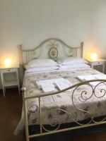 2 Doppelzimmer mit Verbindungstür und Seeblick